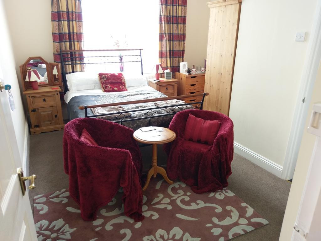 Holyhead Lodge Esterno foto