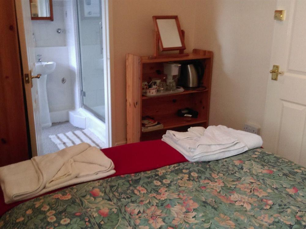 Holyhead Lodge Esterno foto