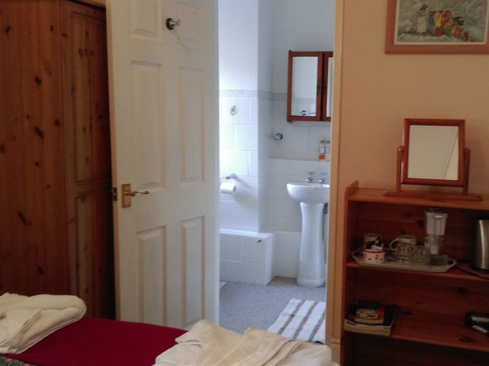 Holyhead Lodge Esterno foto