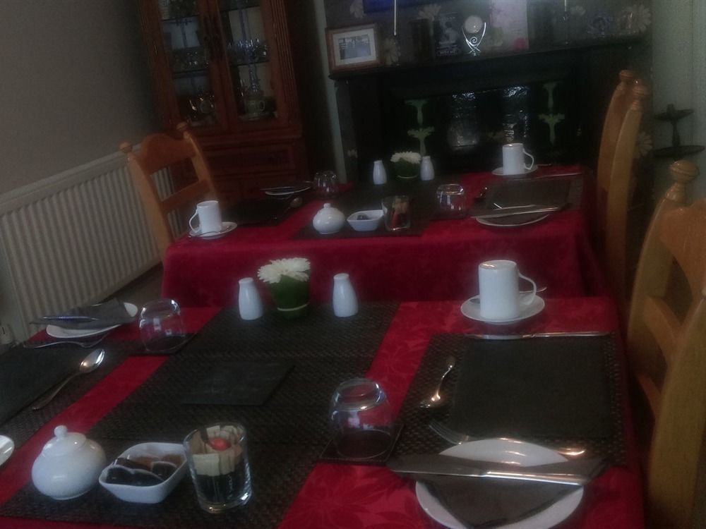 Holyhead Lodge Esterno foto
